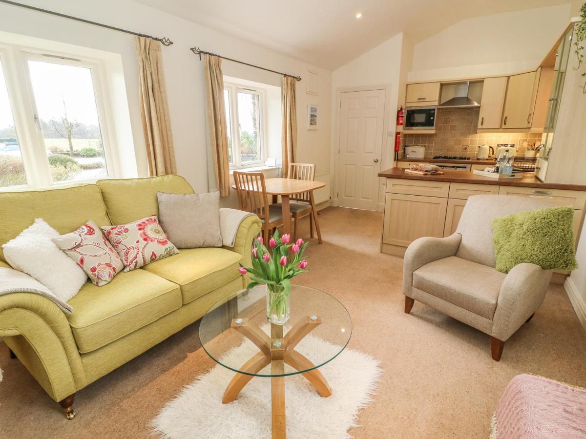 Apple Tree Cottage วินเดอร์เมียร์ ภายนอก รูปภาพ