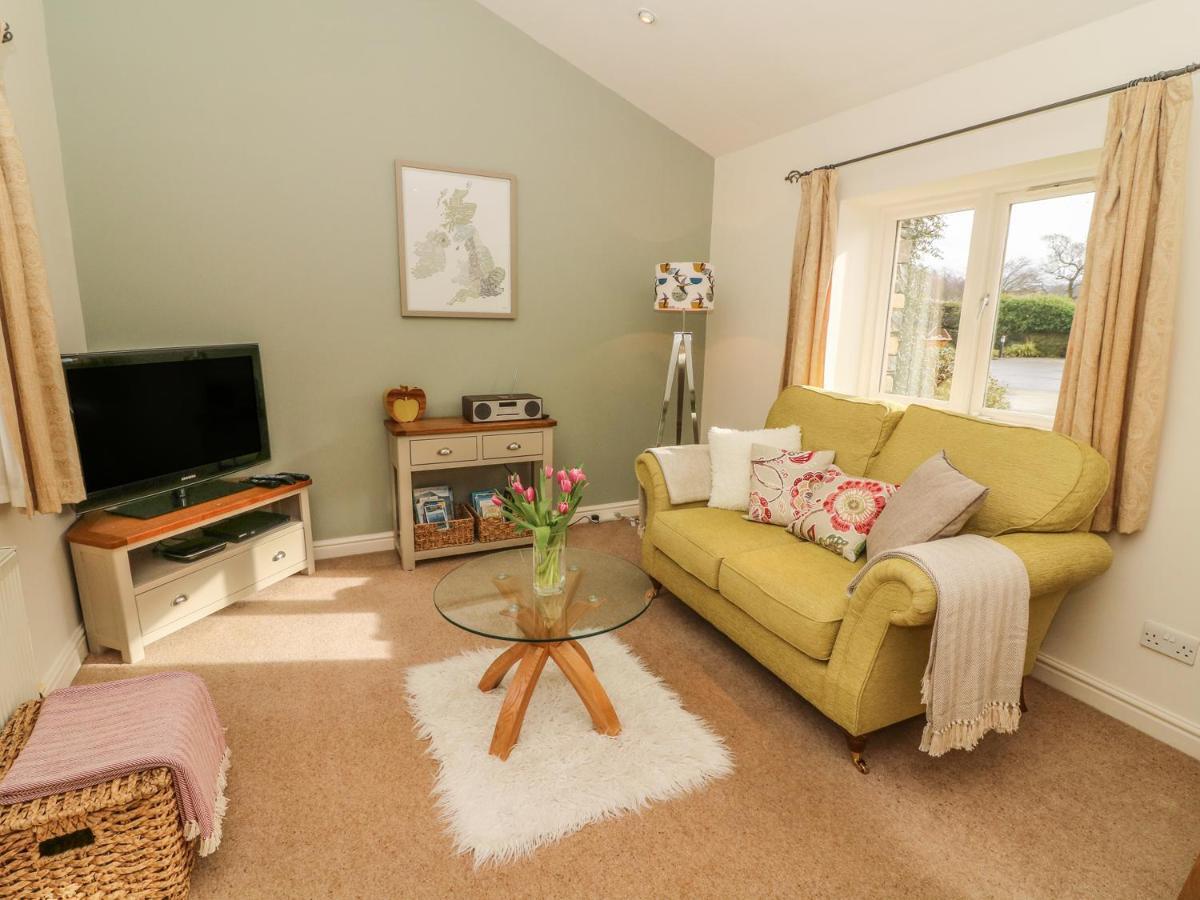 Apple Tree Cottage วินเดอร์เมียร์ ภายนอก รูปภาพ